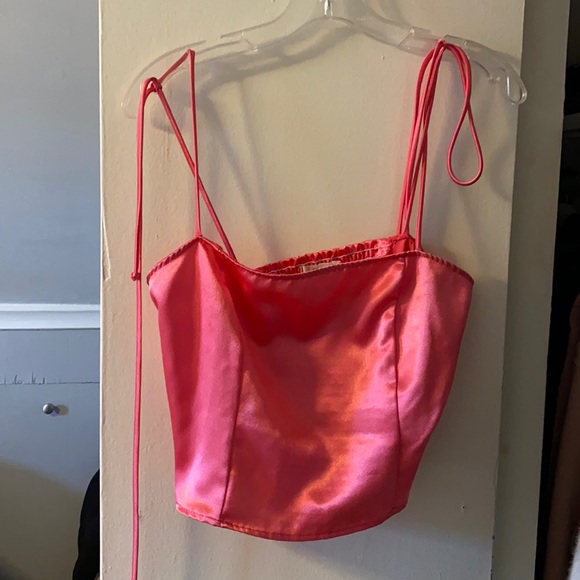 Satin Top 💗💗 - Picture 1 of 7